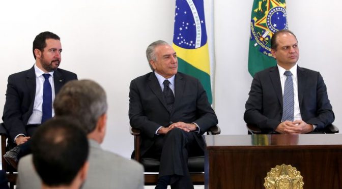 Temer tira R$ 5,6 bilhões da saúde